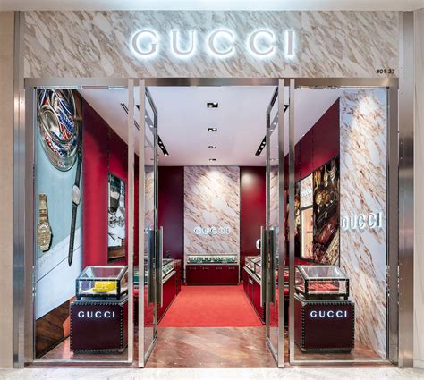 gucci store in calgary